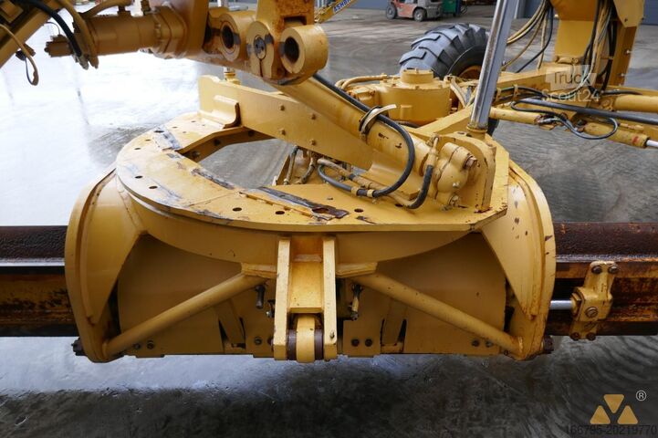 Grader Caterpillar 140H Ex-army