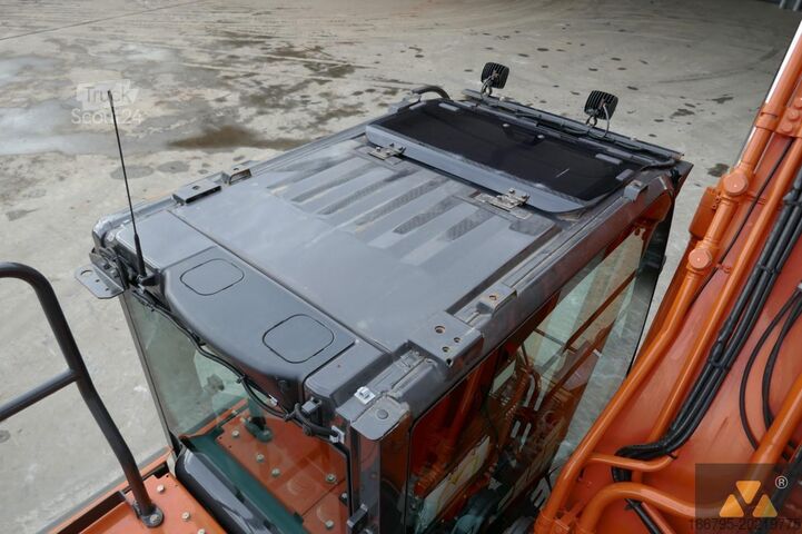 Rupsgraafmachine Hitachi ZX210LC-7