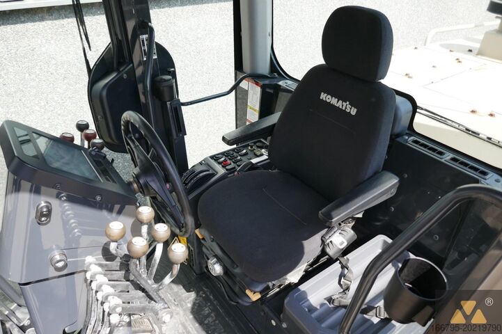 Grader Komatsu GD555-5 Ex-army