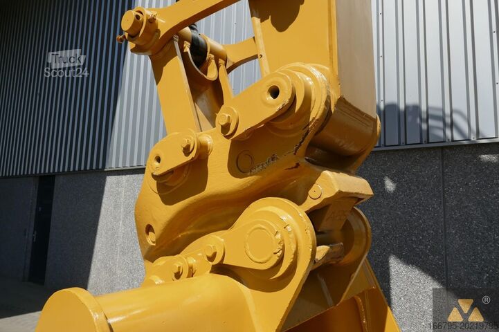 Excavadora sobre orugas Caterpillar 336FL