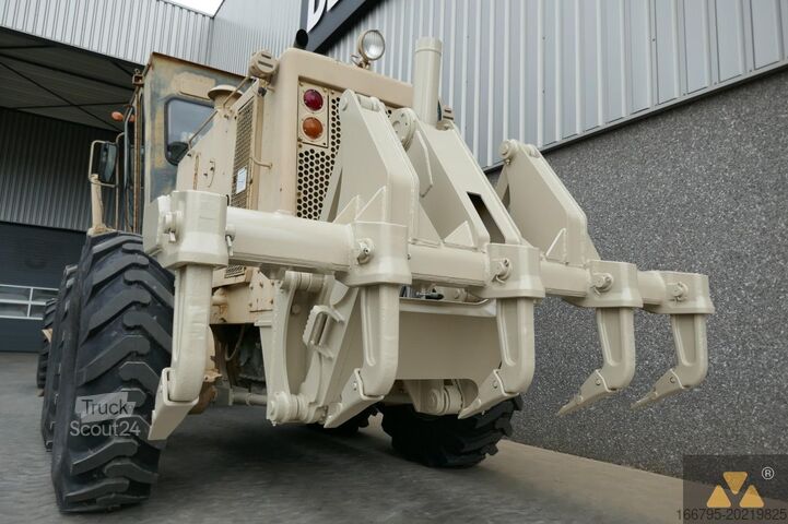 Grader Caterpillar 130G Ex-army