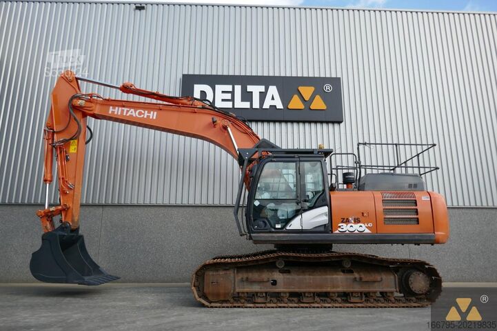 Excavadora sobre orugas Hitachi ZX300LC-6