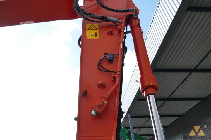 Rupsgraafmachine Hitachi ZX300LC-6