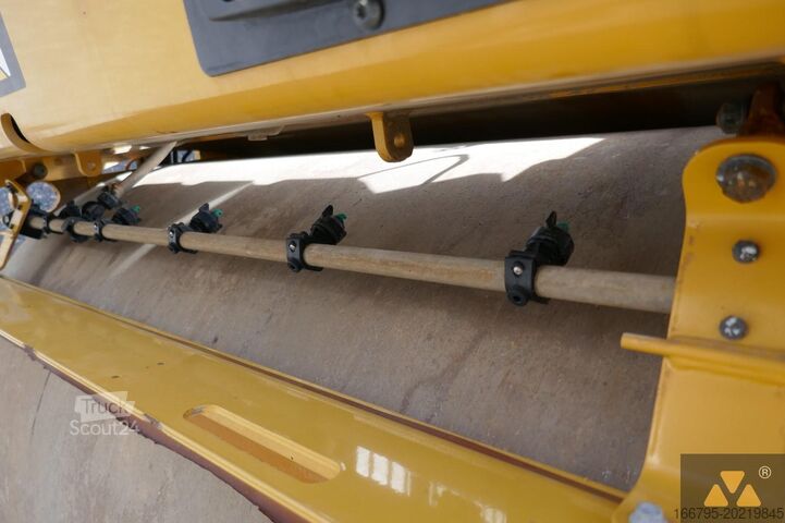 Tandemrol Caterpillar CB10