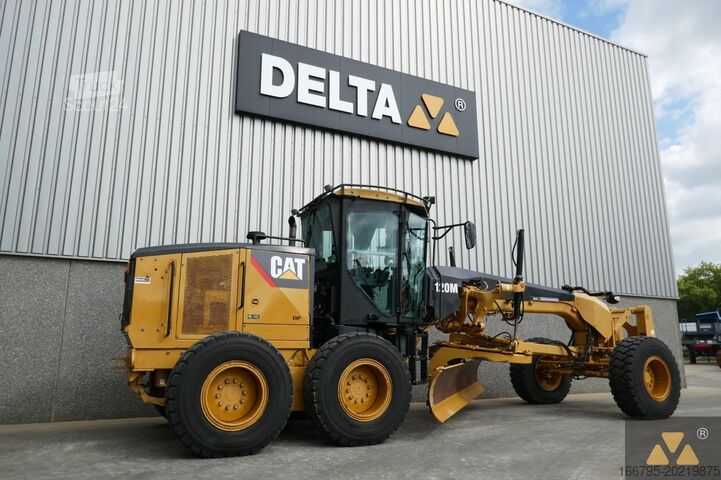 Grader Caterpillar 120M