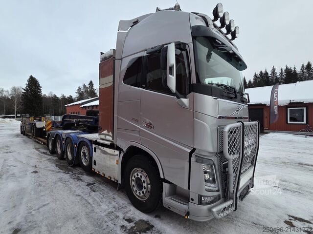 Standardni traktor Volvo FH 16 750 8x4+2 GCW 180 ton / DOLLY / RETARDER ...
