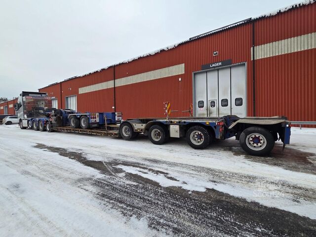 Standardni traktor Volvo FH 16 750 8x4+2 GCW 180 ton / DOLLY / RETARDER ...