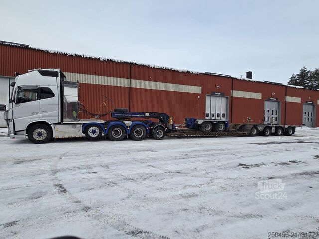 Standardni traktor Volvo FH 16 750 8x4+2 GCW 180 ton / DOLLY / RETARDER ...