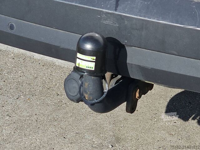 Matkalaukku VOLKSWAGEN CADDY MAXI 2.0 75Pk Navi Euro6 AC!