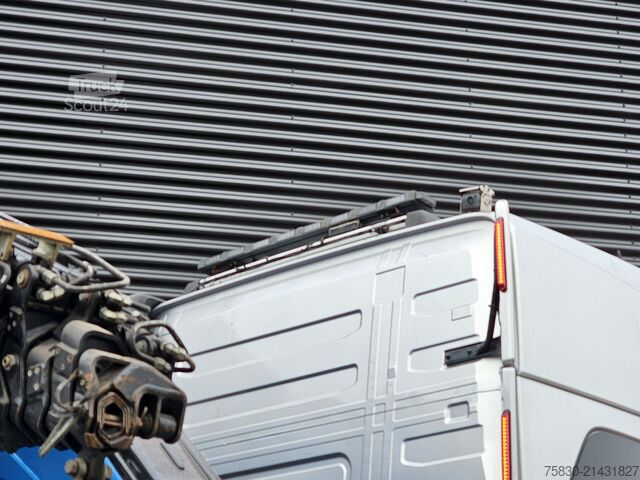 Plateau de chargement Volvo FH 16 750 8x4 / RETARDER / FASSI 71 TM + JIB