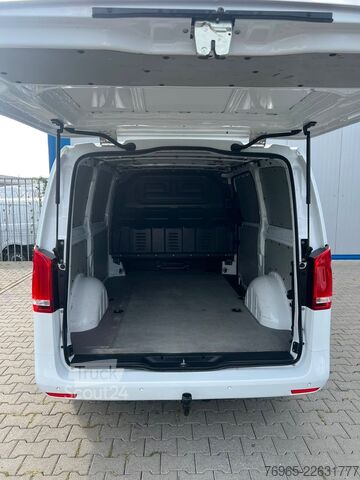 Furgone MERCEDES-BENZ Vito 114 LANG 9G-TR. KLIMA NAVI KAMERA LED AHK