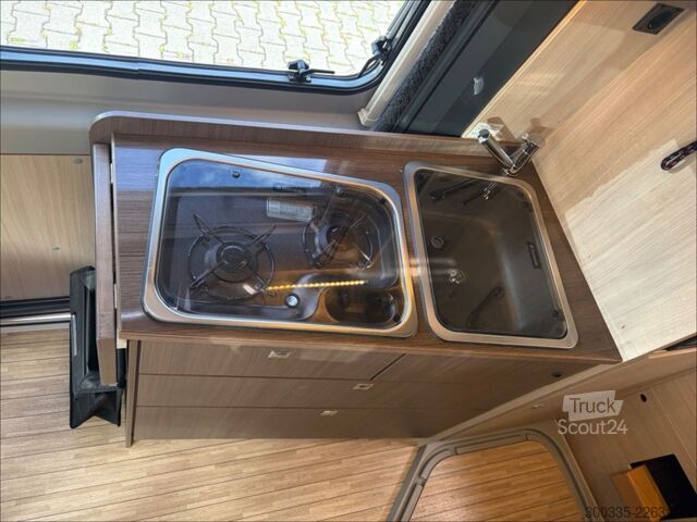 Camper PÖSSL 2 Win R Plus - Markise, Kamera, Radträger