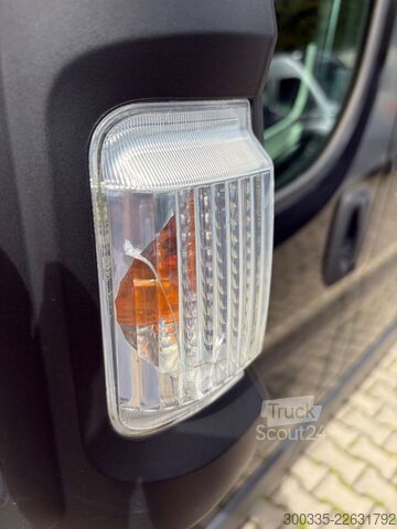 Camper PÖSSL 2 Win R Plus - Markise, Kamera, Radträger