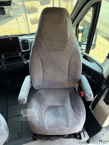 Camper PÖSSL 2 Win R Plus - CSL Munich Edition - Aufstelldach
