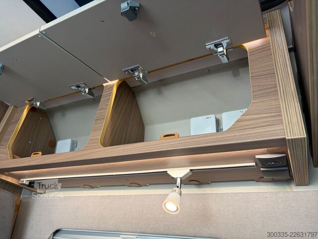Camper PÖSSL 2 Win R Plus - CSL Munich Edition - Aufstelldach