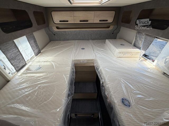 Polointegrovaný karavan WEINSBERG CaraCompact EDITION PEPPER 600 MEG 2027, Automa.