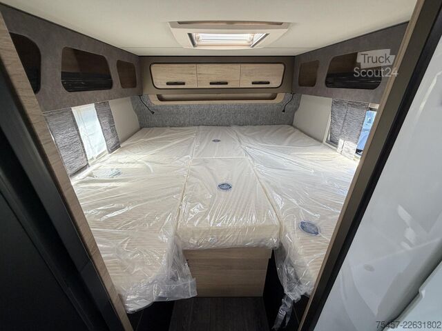 Polointegrovaný karavan WEINSBERG CaraCompact EDITION PEPPER 600 MEG 2027, Automa.