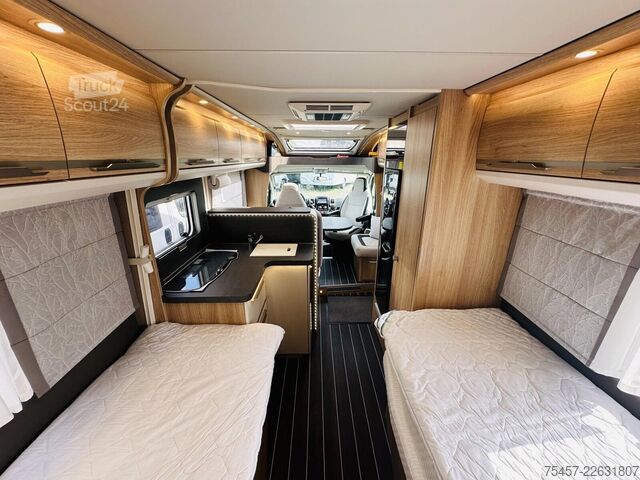 Polointegrovaný karavan KNAUS Sky Ti 700 MEB Platinum Selection Hubstützen