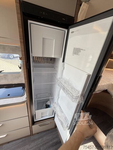 Polointegrovaný karavan KNAUS Van TI VANSATION 650 MEG L-Sitzgruppe, Automatik