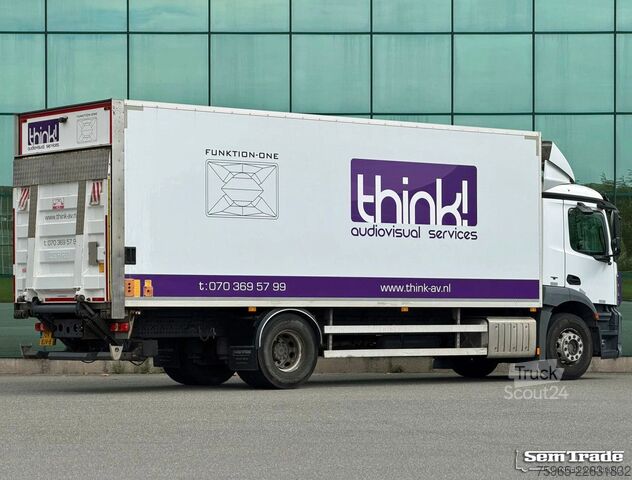 Skriňové nákladné vozidlo MERCEDES-BENZ Antos 1830 FULL AIR TAIL LIFT 648.000 KM SMART T