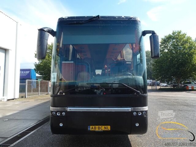 Tur otobüsü VAN HOOL T917 Acron, 63 Sitze