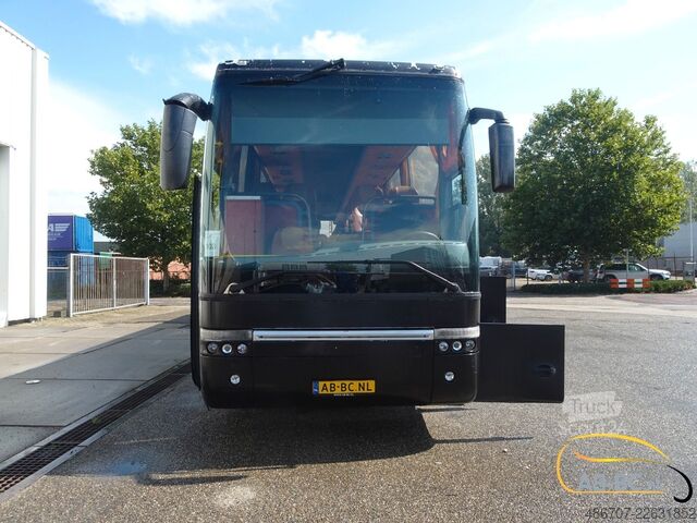 Tur otobüsü VAN HOOL T917 Acron, 63 Sitze
