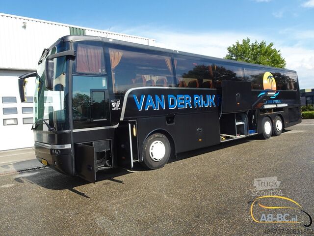 Tur otobüsü VAN HOOL T917 Acron, 63 Sitze