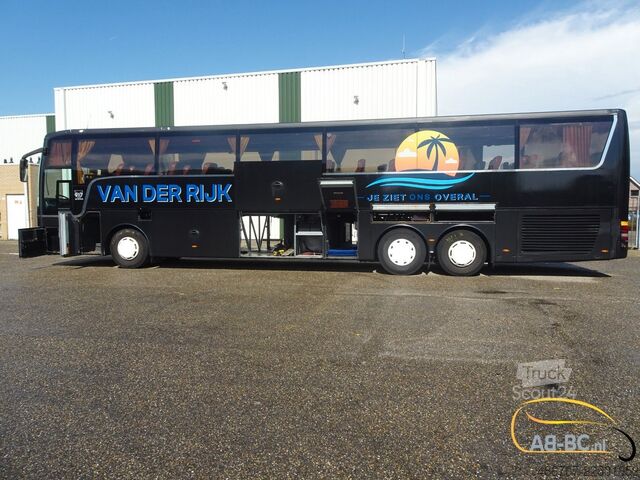 Tur otobüsü VAN HOOL T917 Acron, 63 Sitze