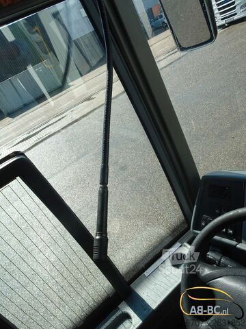 Tur otobüsü VAN HOOL T917 Acron, 63 Sitze