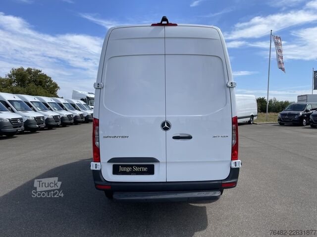Фургон с высокой крышей MERCEDES-BENZ Sprinter 317 CDI KA/3665/L2H2/MBUX/NAVI/AUTOMATI