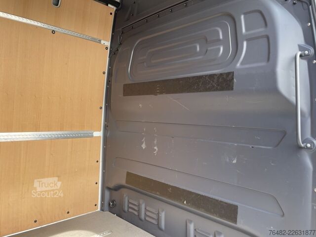 Фургон с высокой крышей MERCEDES-BENZ Sprinter 317 CDI KA/3665/L2H2/MBUX/NAVI/AUTOMATI