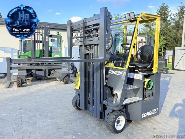 Vierwegestapler Combilift CB3000 GAS TRIPLEX 4900 CABIN POSITIONER