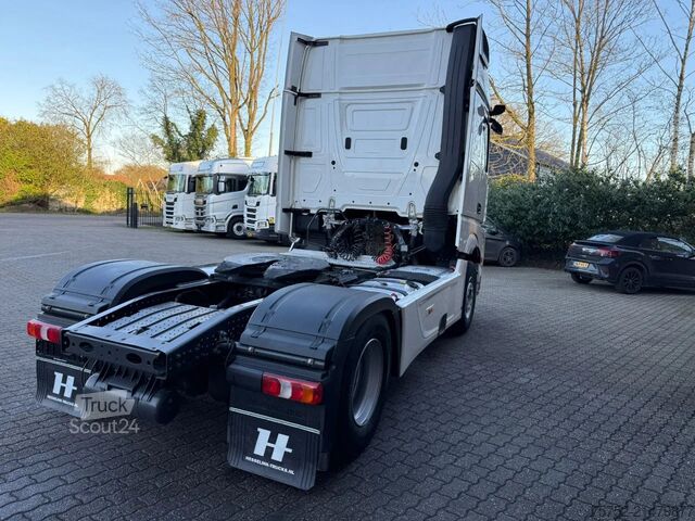MTS standard Mercedes-Benz Actros 1845 L Gigaspace 2x tank Standairco Smar...