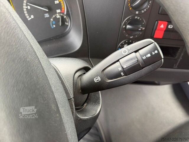 Benne tri-benne MERCEDES-BENZ 818 K Atego Meiller Kipper 3-Sitzer 2x AHK Klima
