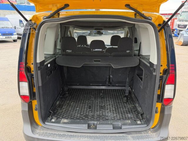 Minibus VW Caddy Tempomat Klima 5 Sitzer AHK