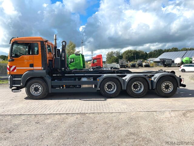 Hákový nosič kontejnerů MAN TGS 35.440 / HIAB XR26.59 / 8x4 /Gelenkt/ 67 tkm