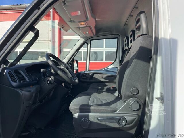 Furgonas Iveco Daily 35S14 Werkstattwagen Kastenwagen