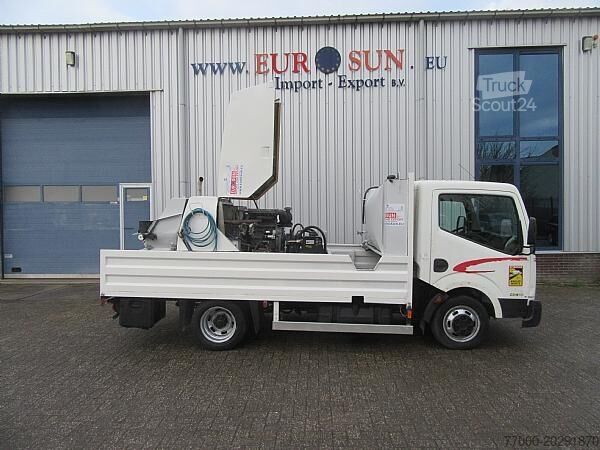 Betono siurblys Nissan CABSTAR NT400