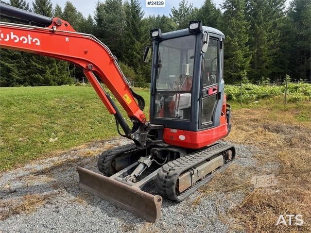 Mini excavator Kubota KX101 Mini Excavator with 2 Buckets