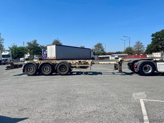 Container transport Fruehauf 3 Axles 1x45ft, 1x30ft, 1x40ft, 2x20ft  extanda...