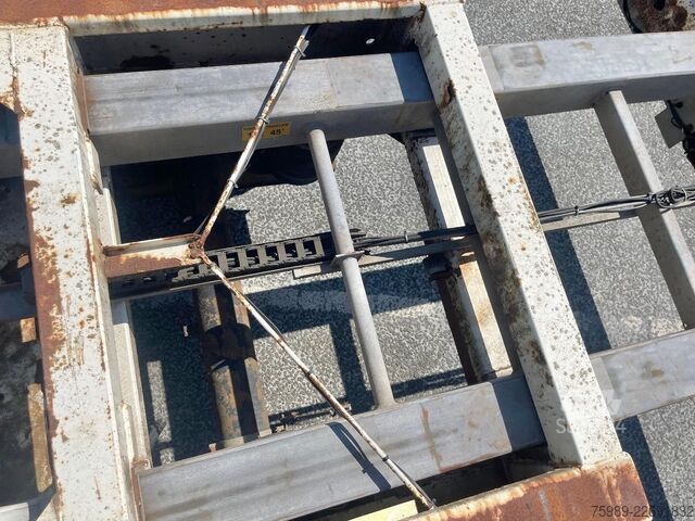 Container transport Fruehauf 3 Axles 1x45ft, 1x30ft, 1x40ft, 2x20ft  extanda...
