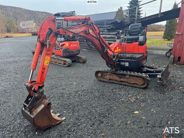Minigraafmachine Kubota U17-3a Mini Excavator with Digging Bucket – Custom
