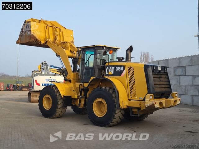 Kuormaaja Caterpillar 966 M