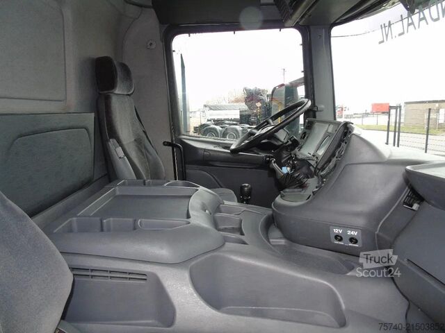 Alusta ja ohjaamo Scania P 94 .230 + EURO 3
