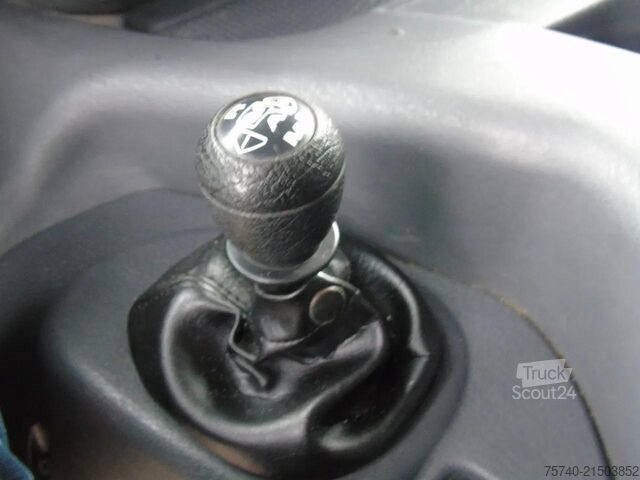 Alusta ja ohjaamo Scania P 94 .230 + EURO 3