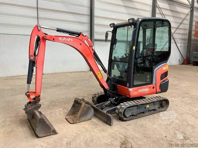 мини багер Kubota KX 019-4