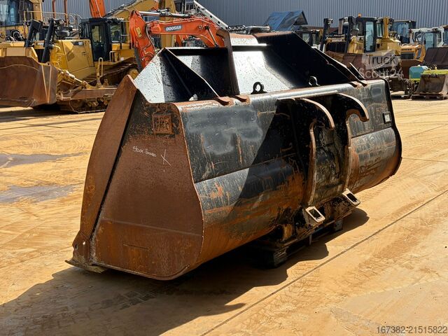Standardní lopata Caterpillar Loader bucket 972M 4.6m3 for fushion coupler