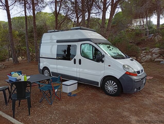 Автокемпер. Renault Trafic