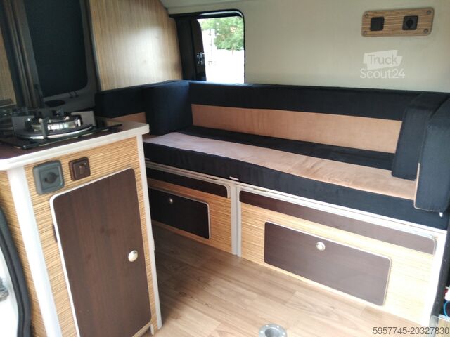 Автокемпер. Renault Trafic