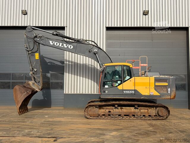 гусеничный экскаватор Volvo EC220EL
